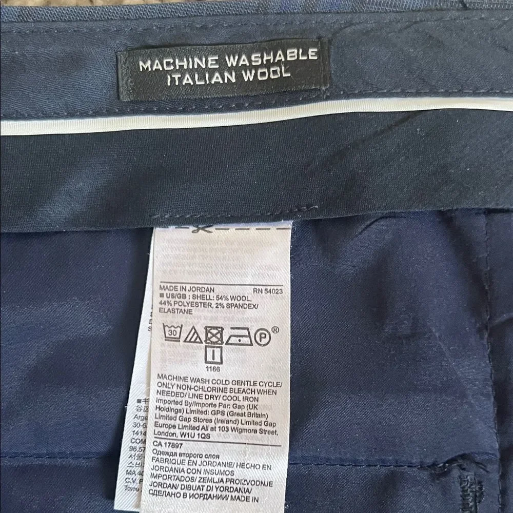 Banana Republic stylish navy